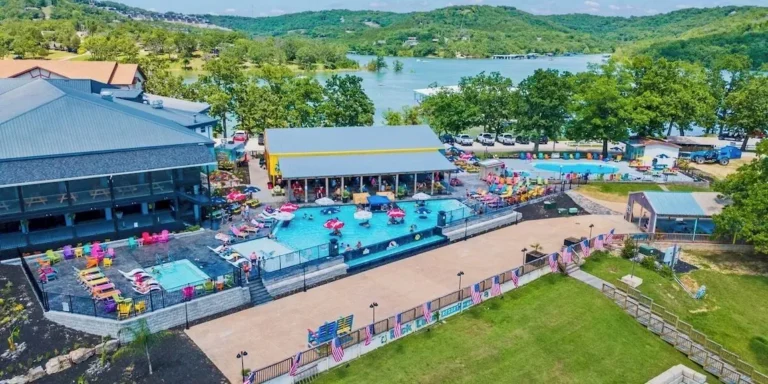 Compare Lakefront Hotels Amenities: A Forensic Audit